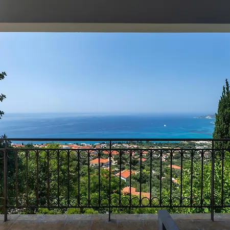 Villa Trithea In